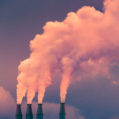 Le torri di raffreddamento emettono vapore nell'atmosfera. L'ossigeno disciolto è essenziale per monitorare il trattamento delle acque industriali al fine di evitare danni causati dalla corrosione.
