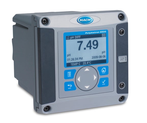 Controller Polymetron 9500: 100 - 240 V CA con due ingressi per sensori pH/ORP Polymetron, HART e due uscite da 4 - 20 mA